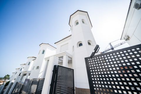 Villa a La Marina, Alicante, La Marina - € 278.000 | Ref: 6024VA - foto 3